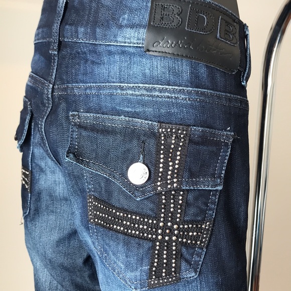 Buffalo David bottom Joan low rise denim. Stretch fair. Sexy dark wash. - Picture 2 of 11